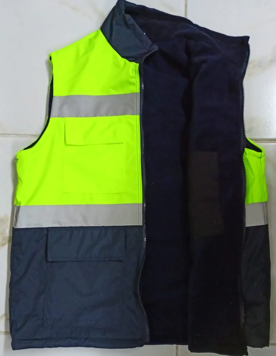 Sarı-Lacivert Kapitone Yelek · RM-İK-YL-80
