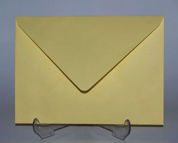 Zarf 13x18 cm - Sarı · RM-M-ZF-529