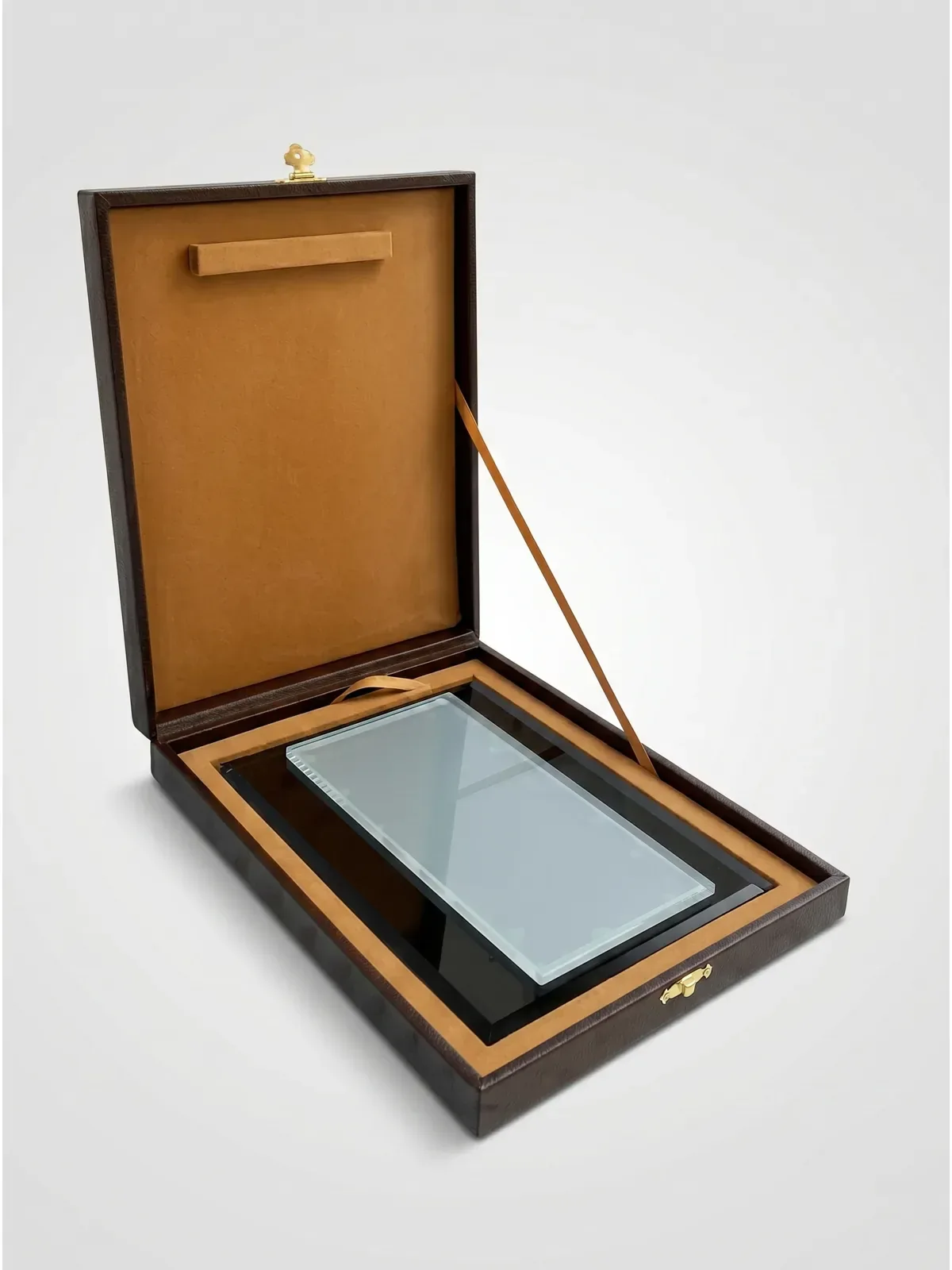 Plaket ve Ödüller